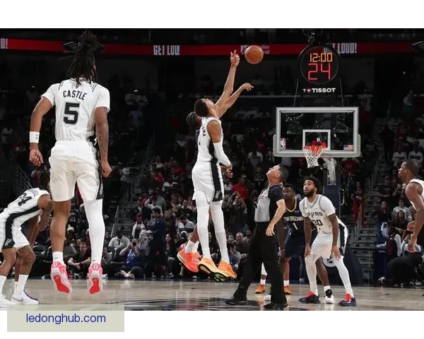 文班亚马26分14篮板马刺三人20+大胜热火豪取六连胜